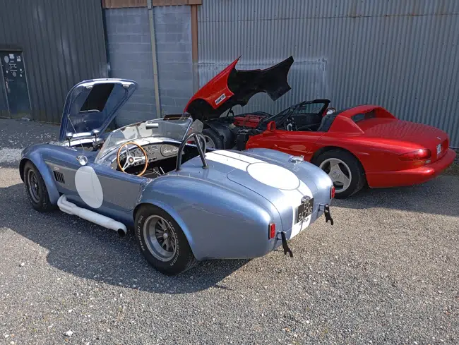 Dodge Viper RT/10 rouge, intervention mécanique et carrosserie